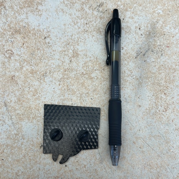 Chainsaw Man Power Pin - Picture 3 of 3